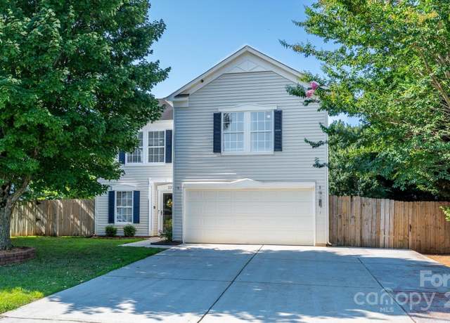 Property at 133 Boiling Brook Dr, Statesville, NC 28625, 3 beds, 2.5 baths