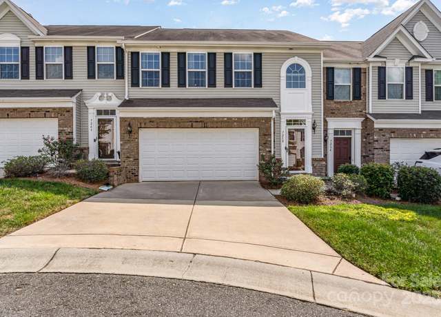 Property at 7238 Gallery Pointe Ln #7238, Charlotte, NC 28269, 3 beds, 2.5 baths