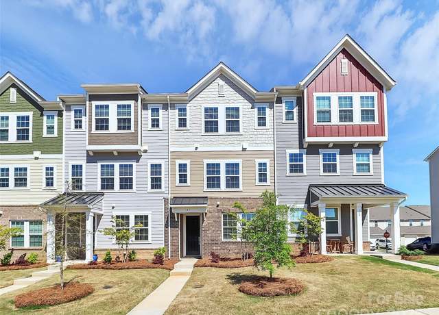 Property at 147 Morning Gap Pkwy, Fort Mill, SC 29715, 4 beds, 3.5 baths