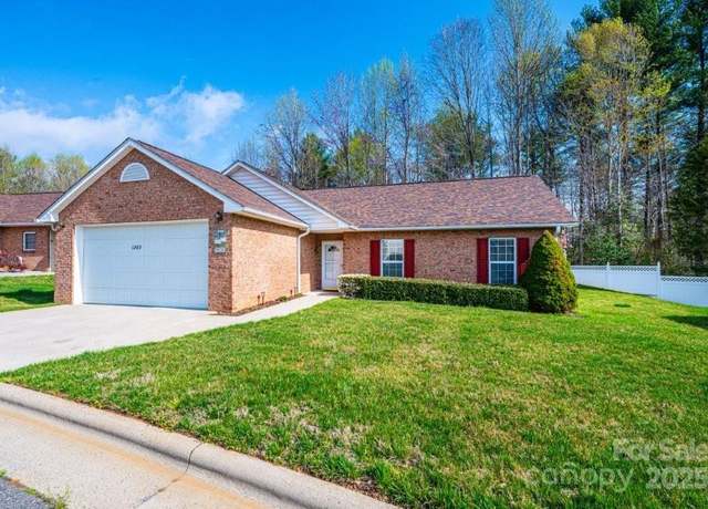 Property at 1265 Wexford Village Cir NE, Lenoir, NC 28645, 3 beds, 2 baths