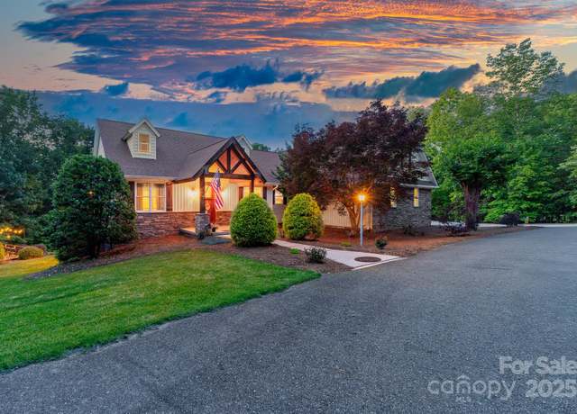 Property at 560 Blue Sky Dr, Dallas, NC 28034, 4 beds, 3 baths