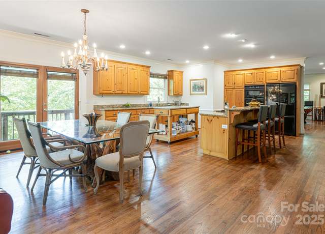 Property at 75 Cougar Ln, Saluda, NC 28773, 3 beds, 4.5 baths