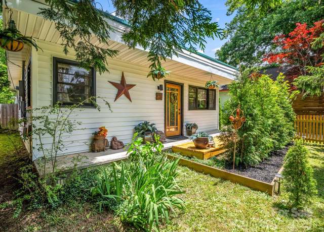 Property at 226 Substation St, Hendersonville, NC 28792, 2 beds, 1 bath