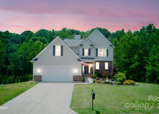 Property at 139 Sheep Path Dr, Mooresville, NC 28115, 3 beds, 2.5 baths