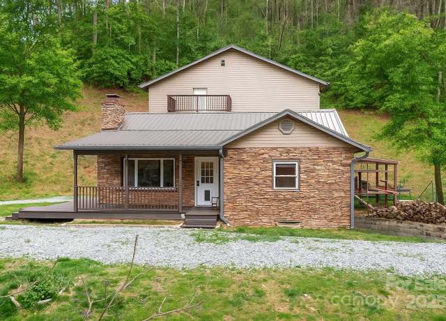 Property at 2670 E Fork Rd, Marshall, NC 28753, 3 beds, 2 baths