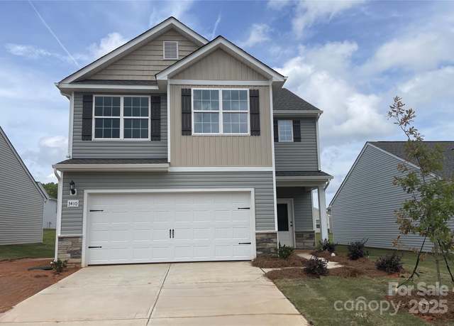 Property at 3410 Saddlebred Dr, Gastonia, NC 28052, 3 beds, 2.5 baths
