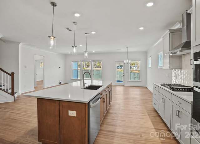 Property at 1006 Kinship Dr #120, Lancaster, SC 29720, 5 beds, 3.5 baths