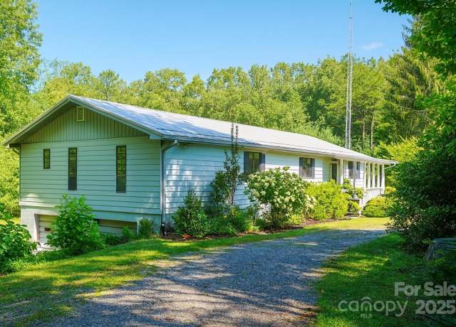 Property at 262 Rooster Cv, Brevard, NC 28712, 3 beds, 2.5 baths