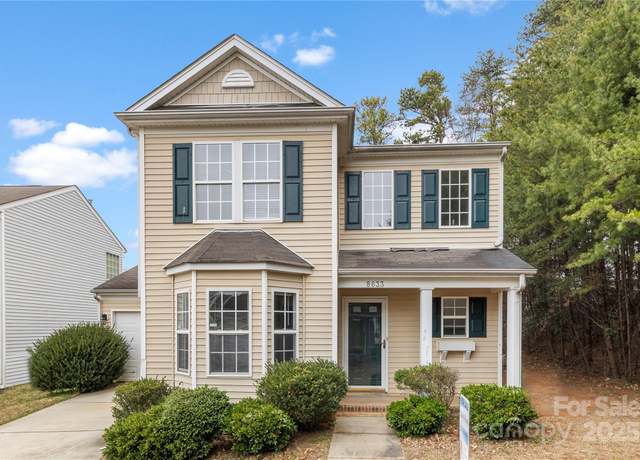 Property at 8633 Sawleaf Ct, Charlotte, NC 28215, 3 beds, 2 baths