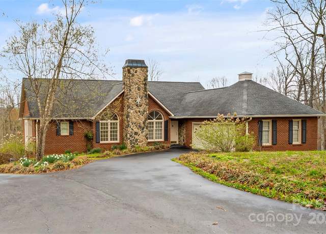 Property at 3772 Sandy Ford Rd, Hickory, NC 28602, 3 beds, 3 baths