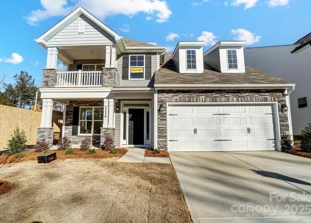 Property at 5226 Verona Rd #81, Charlotte, NC 28213, 4 beds, 3 baths