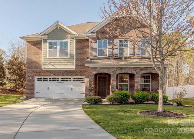 Property at 3613 Martele Dr, Mint Hill, NC 28227, 5 beds, 3 baths