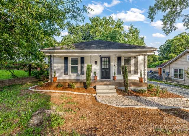 Property at 402 Ford St, Kannapolis, NC 28083, 2 beds, 1.5 baths