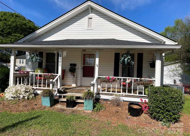 Property at 1001 N Cannon Blvd, Kannapolis, NC 28083, 2 beds, 1 bath