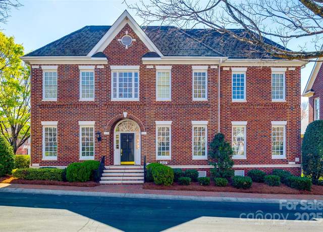 Property at 2622 Sheffield Crescent Ct, Charlotte, NC 28226, 3 beds, 2.5 baths