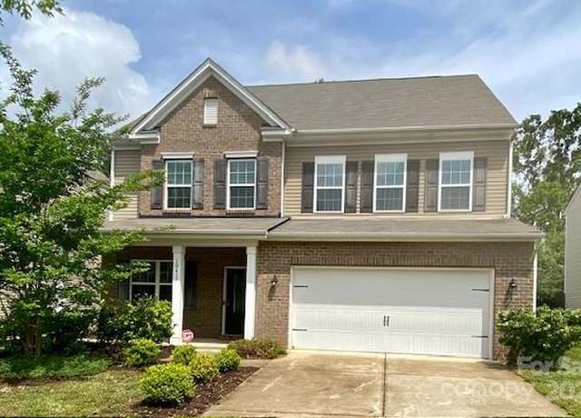 Property at 10417 Ebbets Rd, Charlotte, NC 28273, 5 beds, 3.5 baths