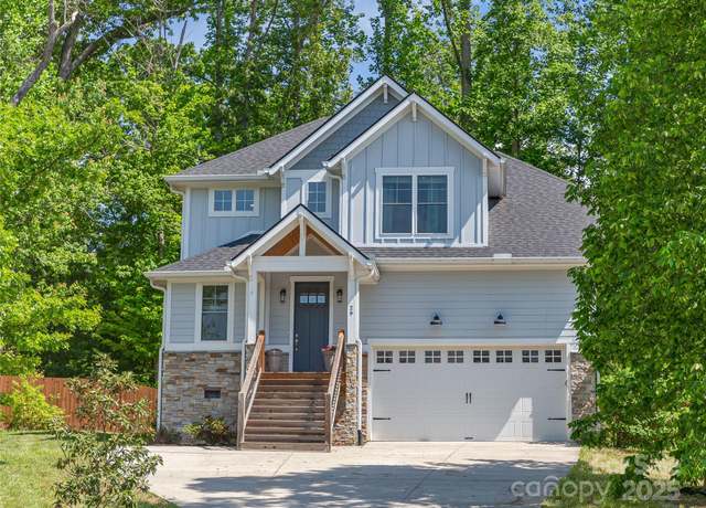 Property at 29 Farm Pond Ln, Candler, NC 28715, 3 beds, 2.5 baths