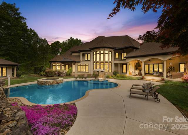 Property at 8451 Ridgewood Rd, Sherrills Ford, NC 28673, 5 beds, 6 baths