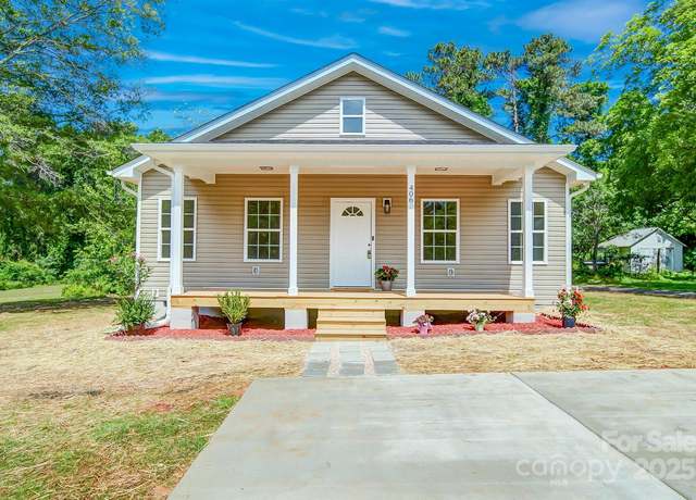 Property at 406 White Store Rd, Wadesboro, NC 28170, 3 beds, 2 baths