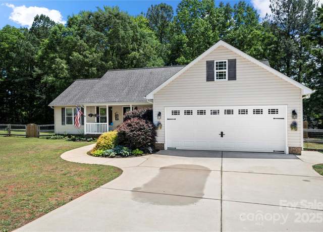 Property at 5764 Grassy Creek Rd, Denver, NC 28037, 3 beds, 2 baths