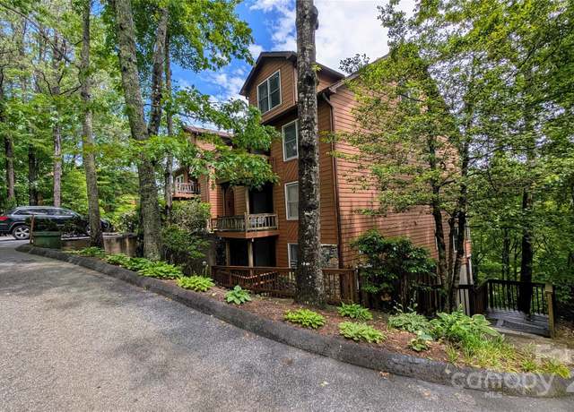 Property at 105 Toxaway Views Dr #402, Lake Toxaway, NC 28747, 2 beds, 2 baths