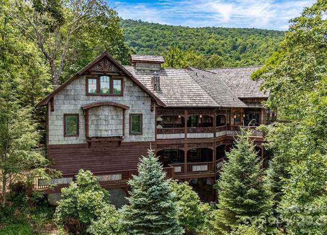 Property at 159 Adirondack Dr, Boone, NC 28607, 4 beds, 4.5 baths