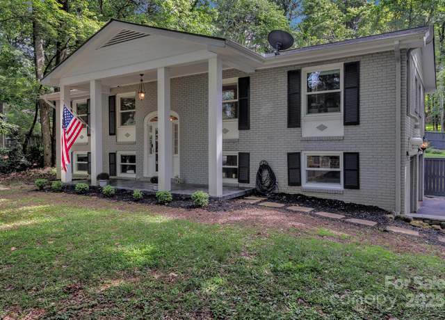 Property at 169 Echo Dr, Laurel Park, NC 28739, 3 beds, 3 baths