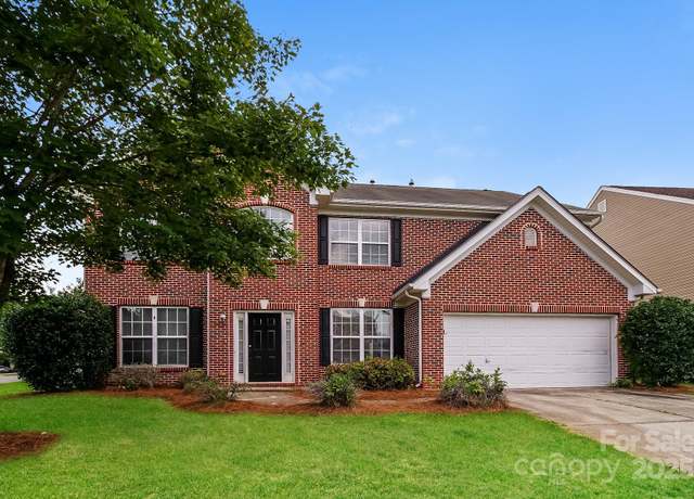 Property at 11305 Erwin Ridge Ave, Charlotte, NC 28213, 4 beds, 2.5 baths