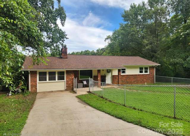 Property at 1309 Winfield Pl SW, Lenoir, NC 28645, 3 beds, 1 bath