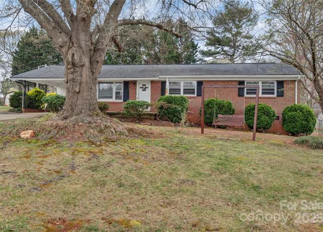 Property at 3509 Havenwood Rd, Dallas, NC 28034, 3 beds, 1.5 baths