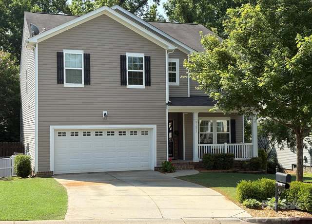 Property at 1673 Beleek Ridge Ln, Clover, SC 29710, 4 beds, 2.5 baths