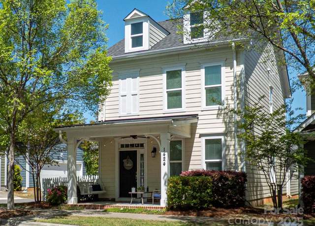Property at 1424 South St, Cornelius, NC 28031, 3 beds, 2.5 baths