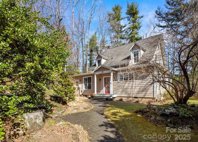 Property at 301 Woodbyne Ave, Laurel Park, NC 28739, 3 beds, 2 baths