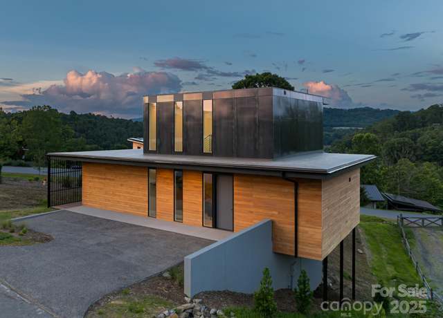 Property at 502 Wilma Dykeman Trl, Asheville, NC 28804, 4 beds, 3 baths