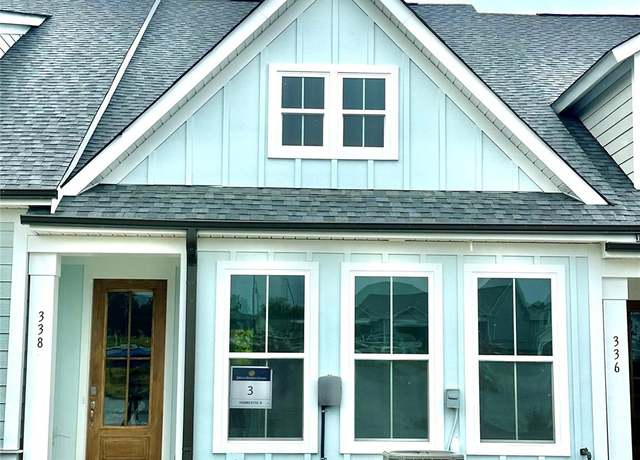 Property at 338 Lake Greenwood Blvd, Greenwood, SC 29649, 3 beds, 2.5 baths