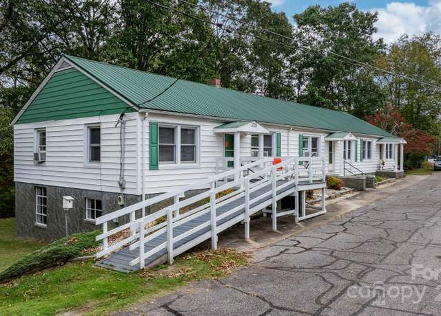 Property at 720 A-C Harris Ave NW, Valdese, NC 28690, 6 beds, 3 baths