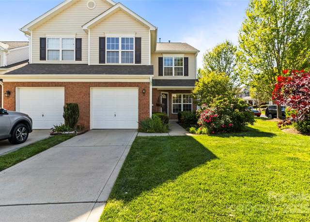 Property at 3129 Summerfield Ridge Ln, Matthews, NC 28105, 3 beds, 2.5 baths