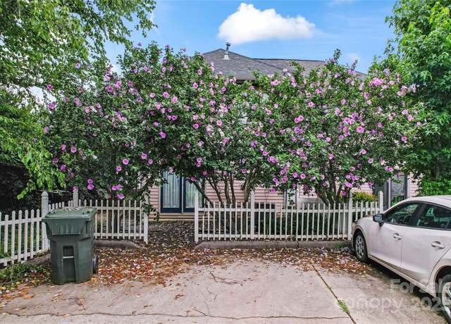 Property at 1609 Begonia Way, Rock Hill, SC 29732, 3 beds, 2 baths