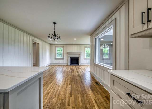Property at 2775 Snipes St, Morganton, NC 28655, 3 beds, 2 baths