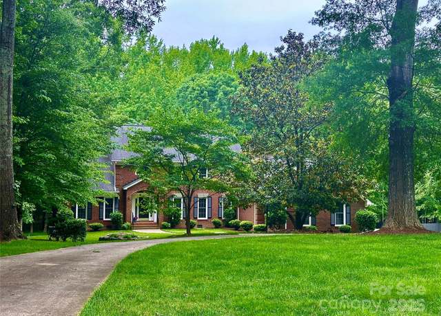 Property at 7103 Forest Ridge Rd, Matthews, NC 28104, 4 beds, 4 baths