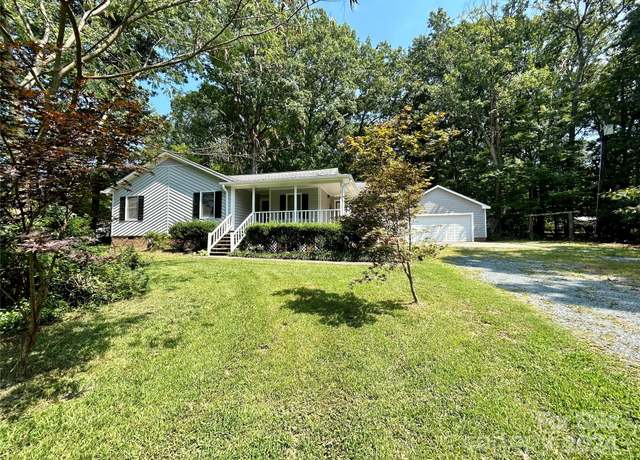 Property at 2232 Stallings Rd, Matthews, NC 28104, 3 beds, 2 baths