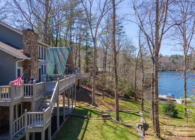 Property at 82 Avisco Rd, Robbinsville, NC 28771, 2 beds, 3 baths