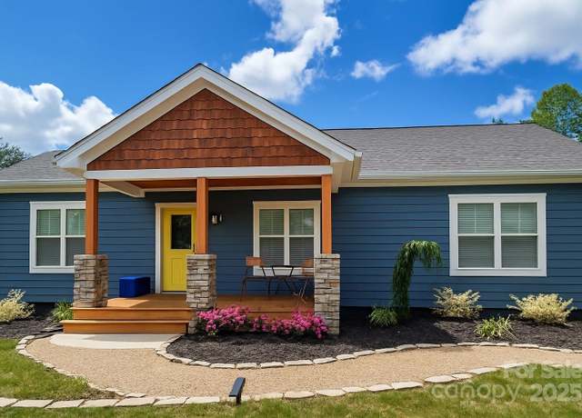 Property at 105 Bluebell Ridge Ln, Weaverville, NC 28787, 3 beds, 2 baths