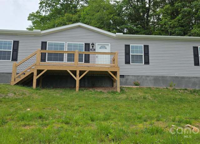 Property at 36 Whisper Mountain Rd, Hendersonville, NC 28792, 3 beds, 2 baths
