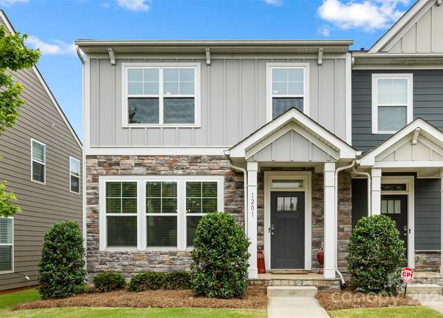 Property at 1201 Township Pkwy, Belmont, NC 28012, 3 beds, 2.5 baths
