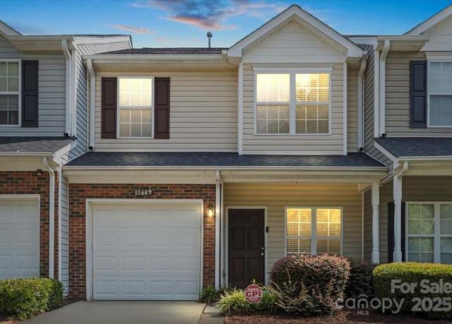 Property at 11649 Coddington Ridge Dr, Charlotte, NC 28214, 2 beds, 2.5 baths