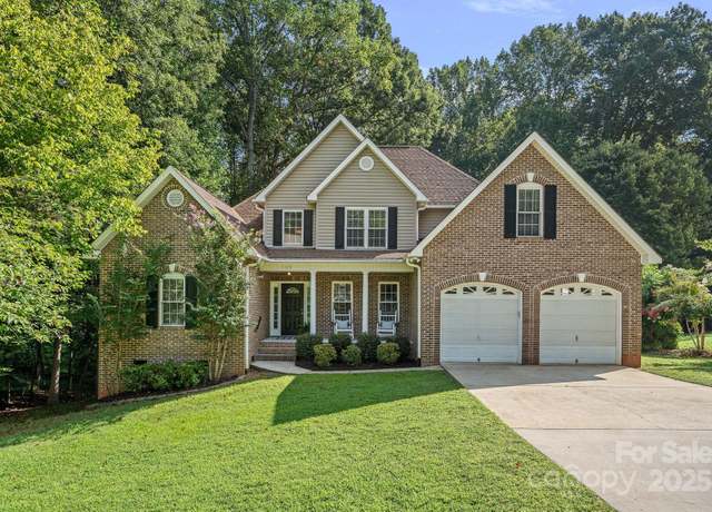 Property at 122 Ardmore Pl, Mooresville, NC 28117, 3 beds, 2.5 baths