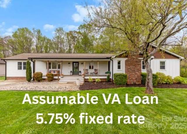 Property at 1335 Blacksnake Rd, Stanley, NC 28164, 3 beds, 4 baths