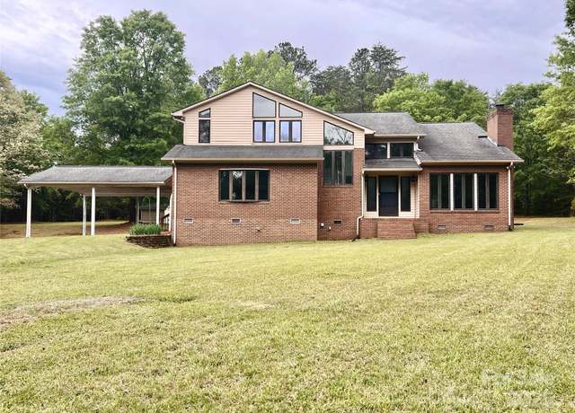 Property at 611 Stowe Rd, Clover, SC 29710, 3 beds, 2.5 baths