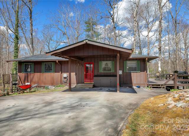 Property at 116 Woodpecker Ln, Brevard, NC 28712, 2 beds, 2 baths